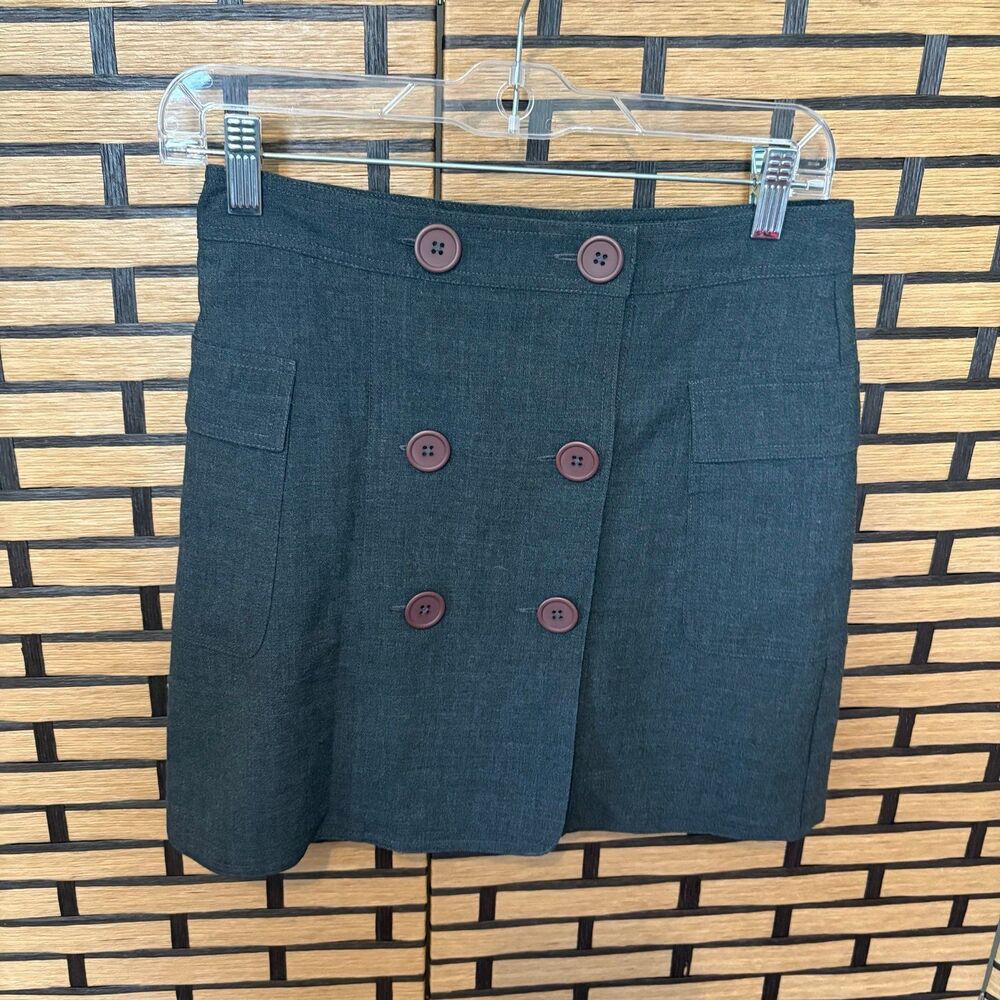 Moda‎ Gray Button Detail Skirt Size 2